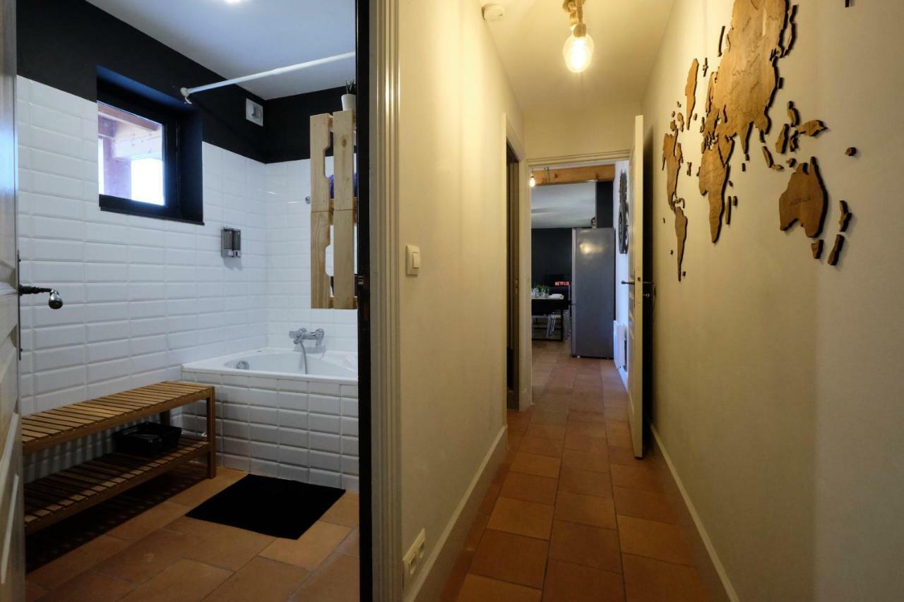 Melina - Appartement Dans Les Remparts De La Bastide Avec Parking Et Terrasse Carcassonne Dış mekan fotoğraf