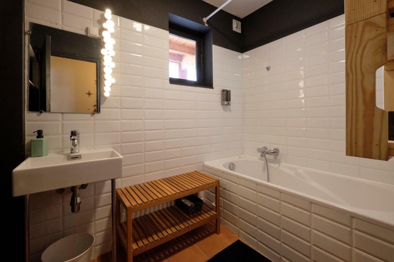 Melina - Appartement Dans Les Remparts De La Bastide Avec Parking Et Terrasse Carcassonne Dış mekan fotoğraf
